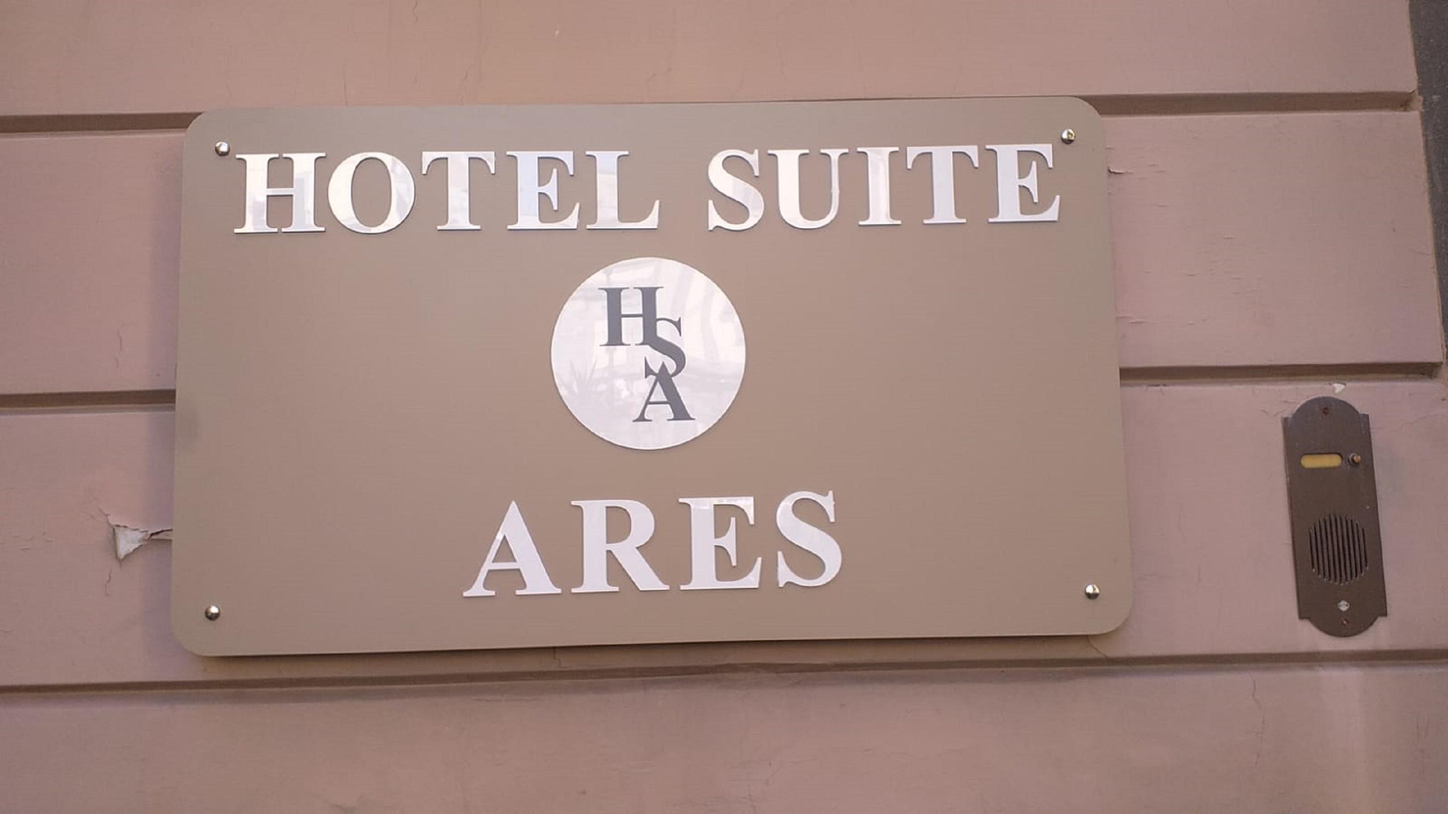 Hotel Suite Ares Nápoles Exterior foto
